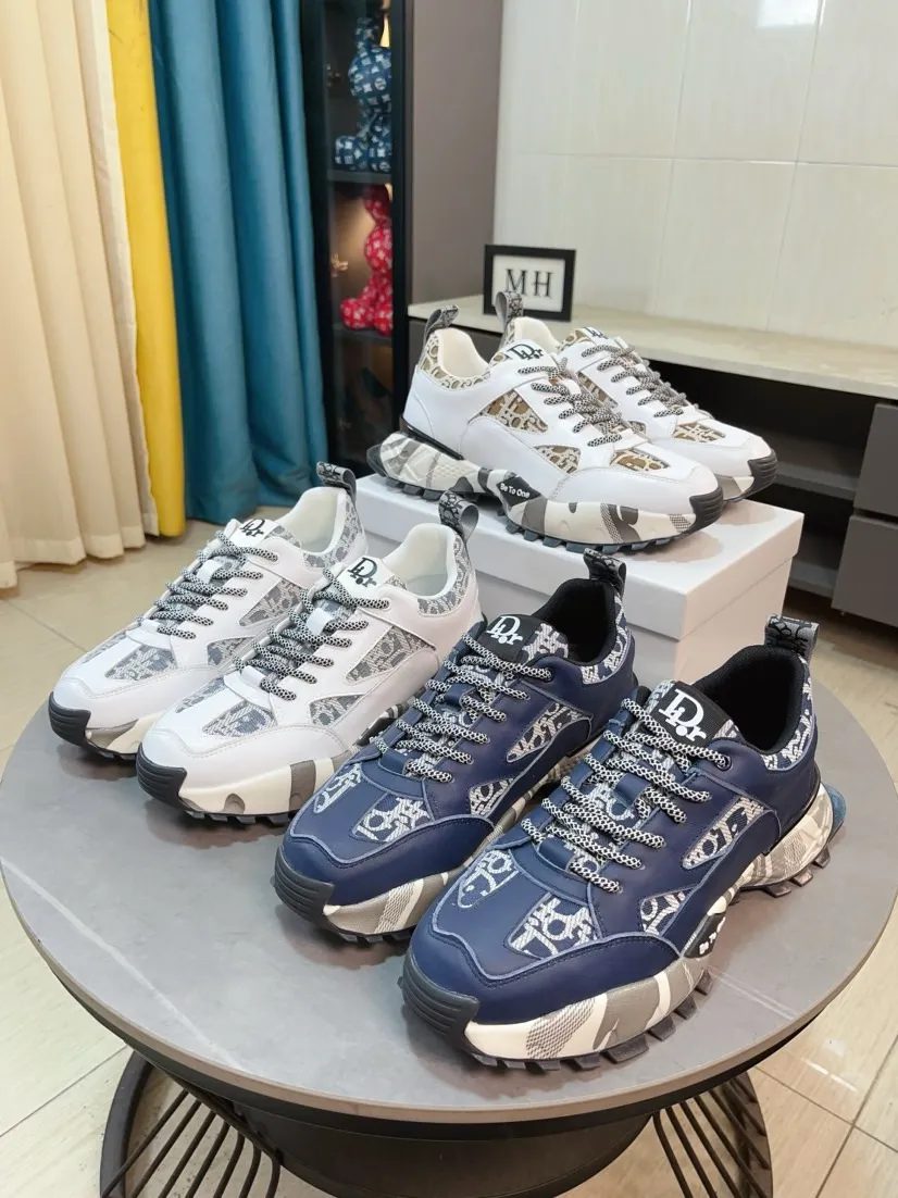 Men's men's shoes 💰458🌹🌹【Dior】Best-selling official website world premiere🔝High-end men's shoes brand official website latest series: The upper is made of imported cowhide with specially designed fabrics➕Mesh breathable lining. Make walking more convenient and comfortable! Compared with the official quality, Midea’s 1:1 replica. Create a fashionable personality to set off your uniqueness! A must-have for trendy men! Classic style. Men's sizes: 38-44.